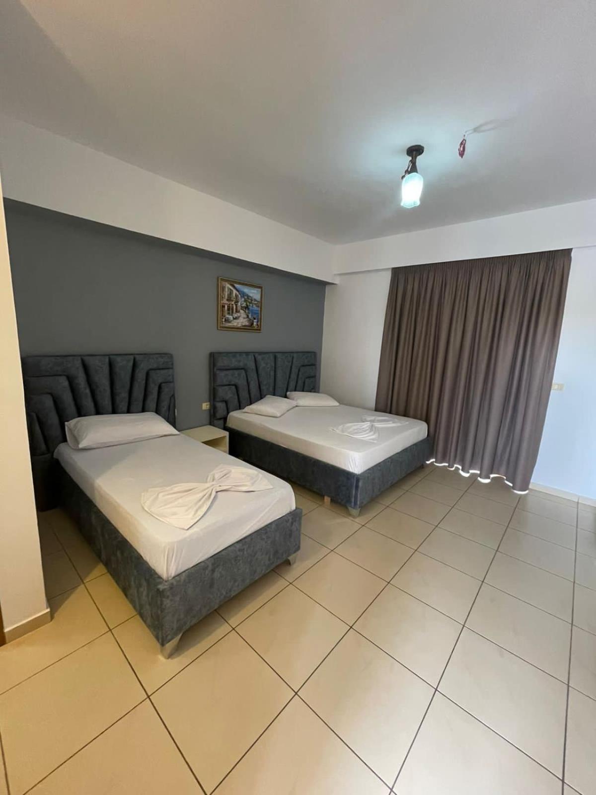 Resol Hotel Ксамил Екстериор снимка